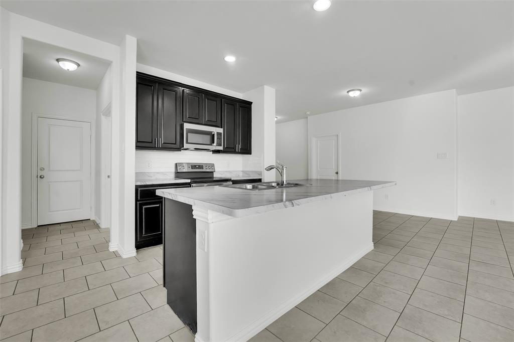 TRAILS OF FOSSIL CREEK PH I BLOCK HH LOT 27 - Residential Lease