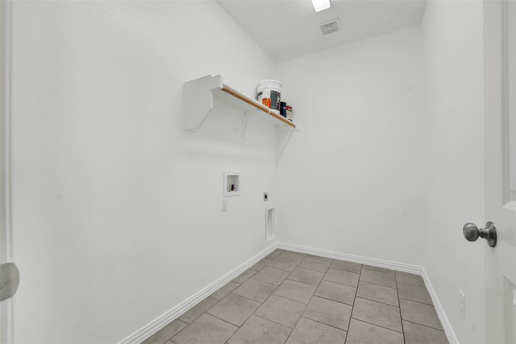 TRAILS OF FOSSIL CREEK PH I BLOCK HH LOT 27 - Residential Lease