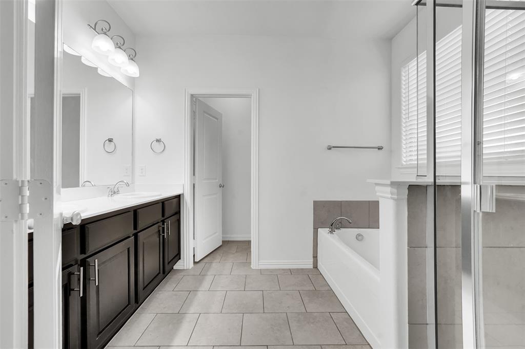 TRAILS OF FOSSIL CREEK PH I BLOCK HH LOT 27 - Residential Lease