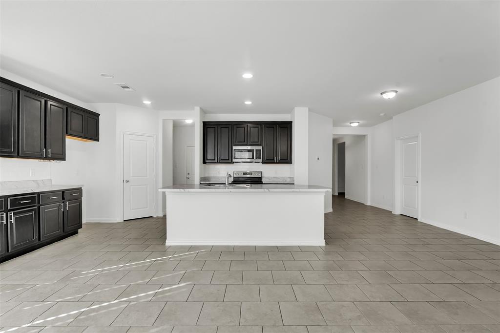 TRAILS OF FOSSIL CREEK PH I BLOCK HH LOT 27 - Residential Lease