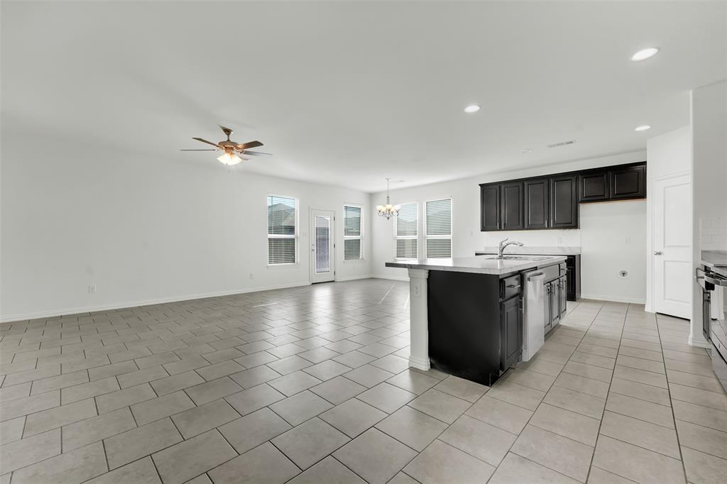 TRAILS OF FOSSIL CREEK PH I BLOCK HH LOT 27 - Residential Lease