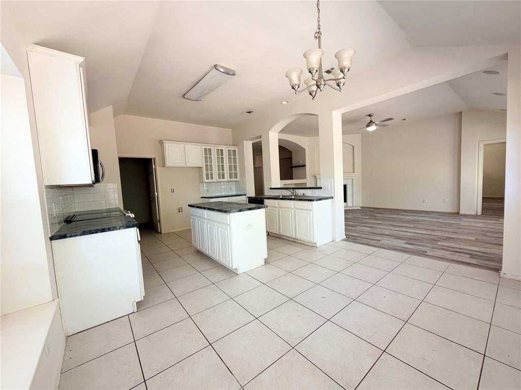 413 Rock Meadow Trail