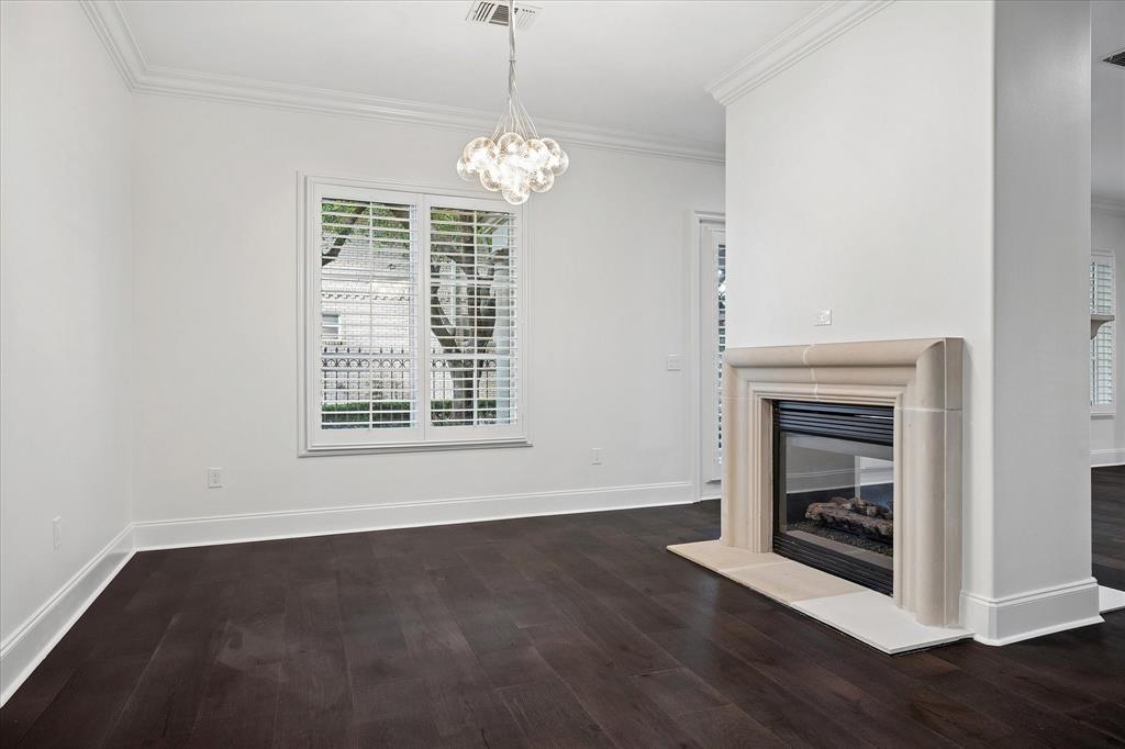 Edgemere on the Parkway Building  8511 - Residential