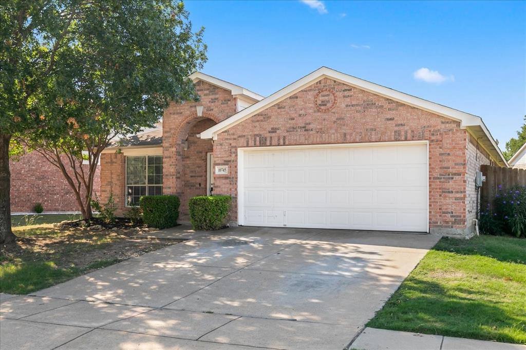 Emerald Park Add Fwy - Residential Lease