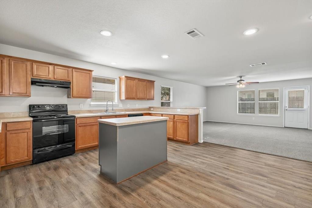 Emerald Park Add Fwy - Residential Lease