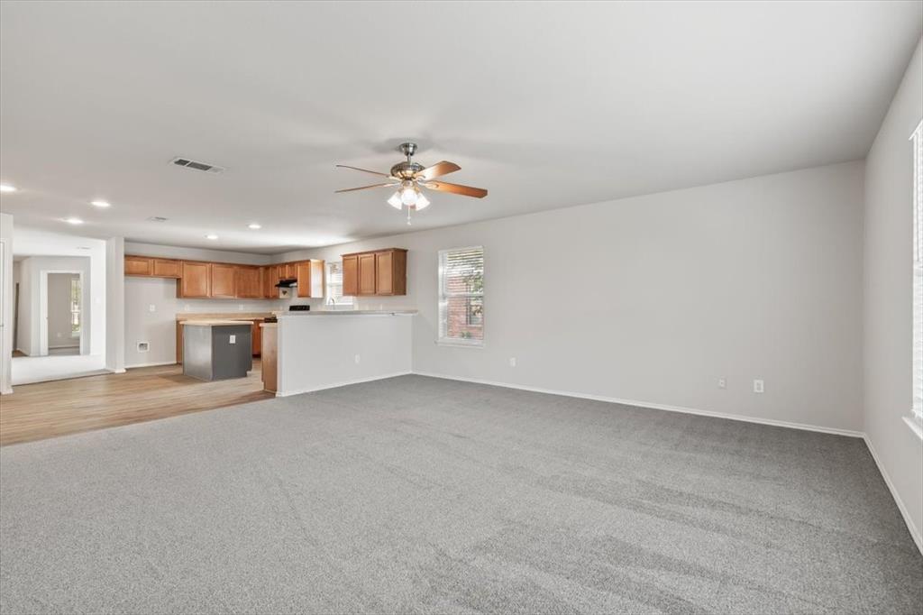 Emerald Park Add Fwy - Residential Lease