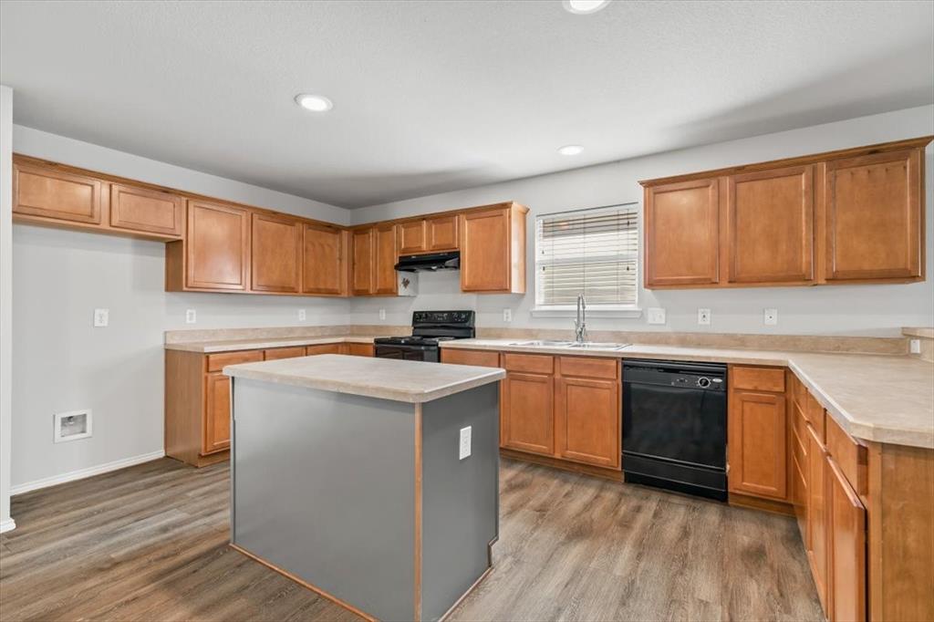 Emerald Park Add Fwy - Residential Lease