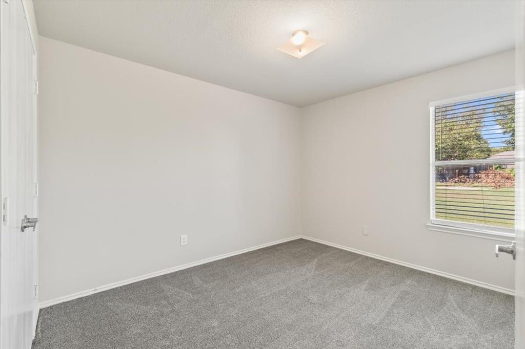 Emerald Park Add Fwy - Residential Lease