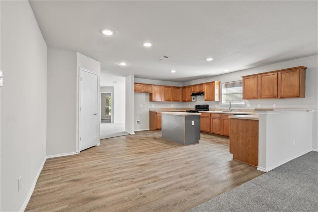 Emerald Park Add Fwy - Residential Lease