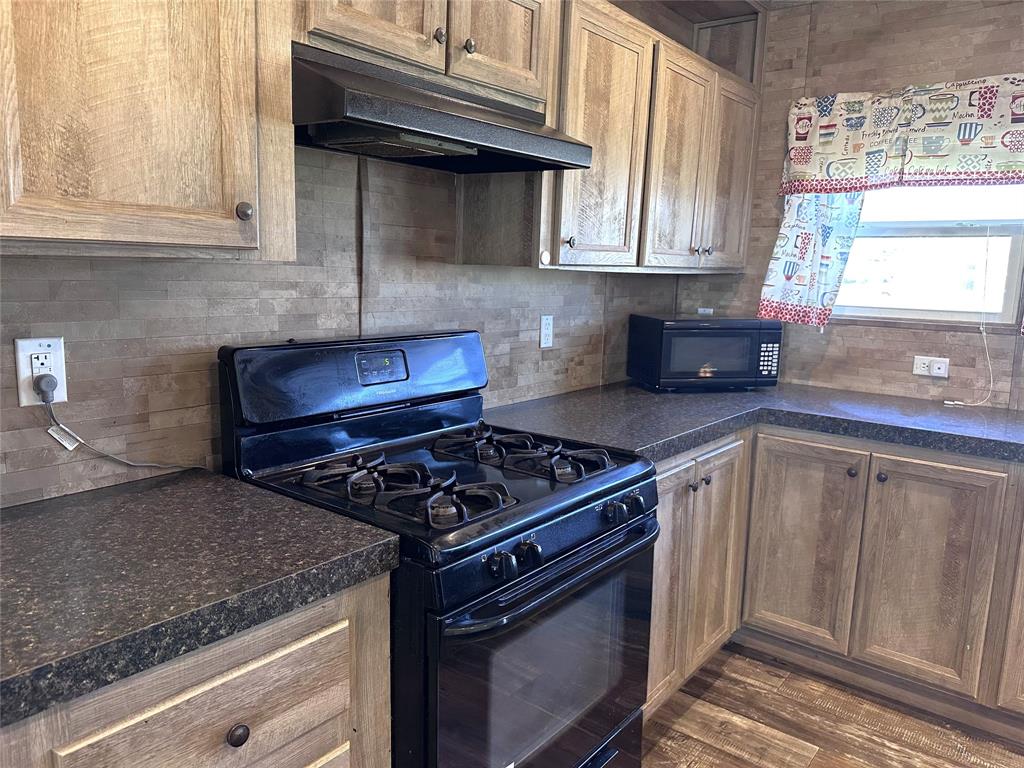 Jzr Lakeside Estate Add - Residential