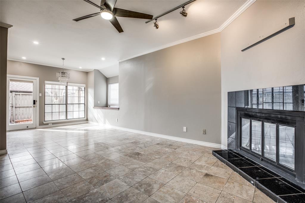 9910 Royal Lane 1402