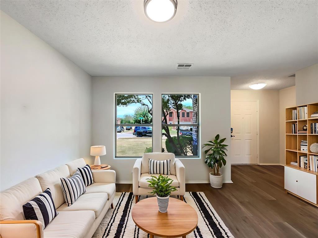 5200 New Castleton Court