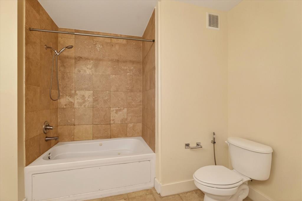 Aventura Condos - Residential