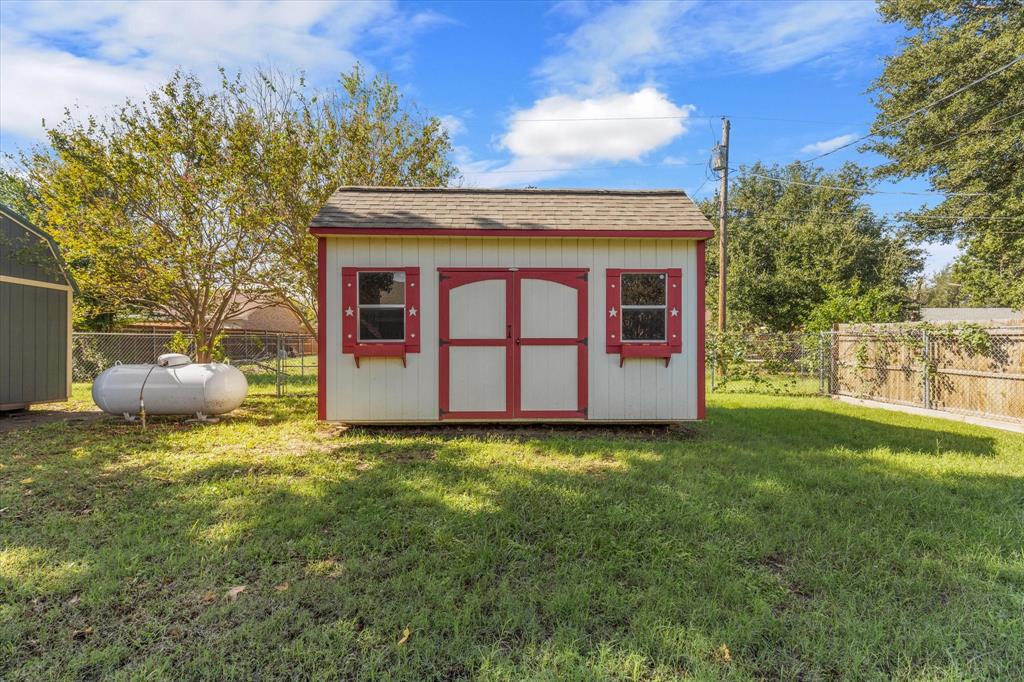 Tanglewood N E Add - Residential