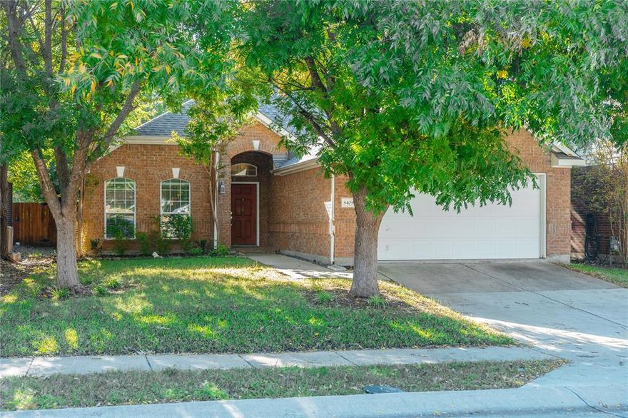 One-story sweet home located in Stonebridge Ranch neighborhood. The property features open floor plan with split bedrooms, study and 10f. ceilings. Kitchen is equipped with granite counter tops, stainless steel appliances, tile backsplash and under cabinet lighting. Kitchen opens to living and dining area. Nice backyard with 12 x 20 stamped concrete patio that backs up to a green belt. HOA includes community pools, trails, and more.