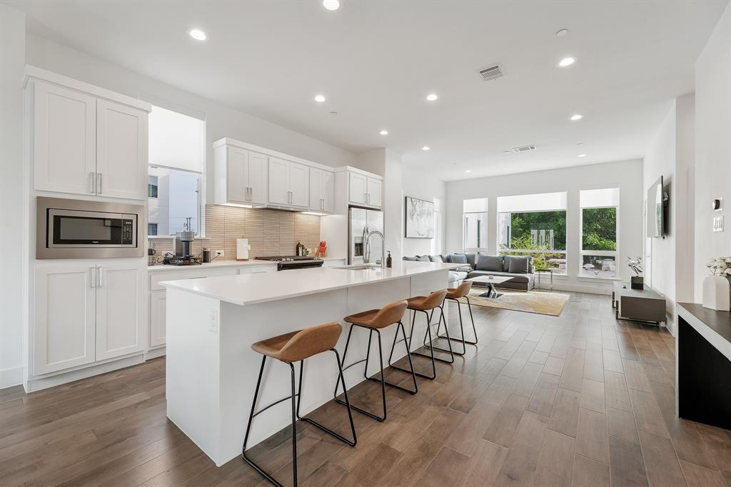 Skyline Ters - Residential