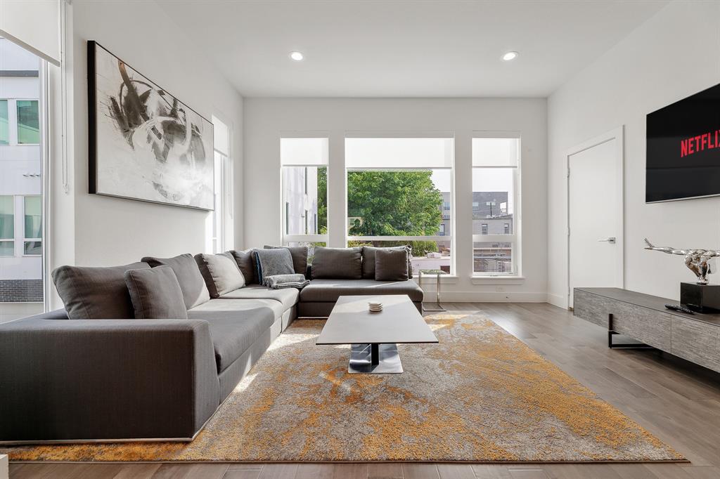 Skyline Ters - Residential