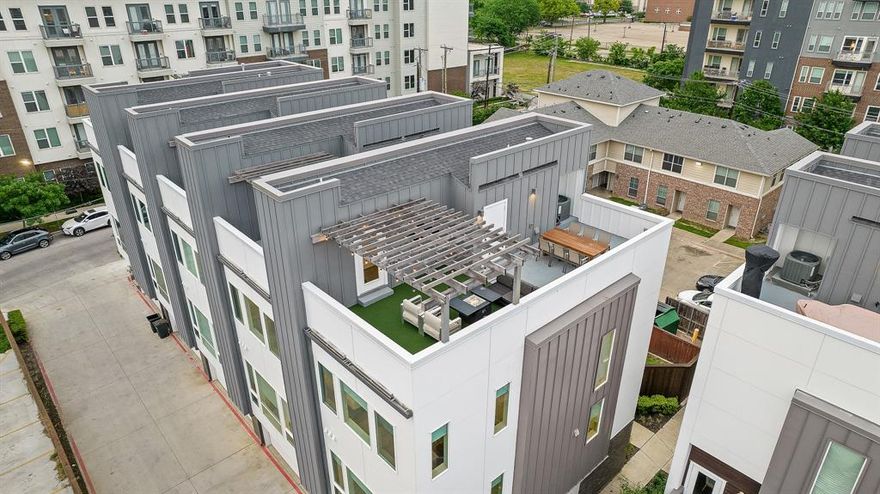 Experience modern living at its finest in this exceptional corner unit located in the vibrant heart of E. Dallas. Abundant natural light from walls of windows, this stylish residence features two spacious bedrooms and two and a half bathrooms, along with a versatile flex area. Step outside to the rooftop terrace, where breathtaking panoramic views of the skyline await. The open concept seamlessly integrates the living, dining, and kitchen areas, showcasing hardwood floors and sleek quartz countertops, ideal for both entertaining and everyday living. Enjoy the convenience of a nearby dog park and a tranquil green space, all while being just minutes away from the lively scenes of Henderson Ave., Lower Greenville, and Katy Trail. This condo perfectly balances a trendy lifestyle with comfort in a prime location. Don’t miss your chance to own this incredible home as a personal residence or an investment property!