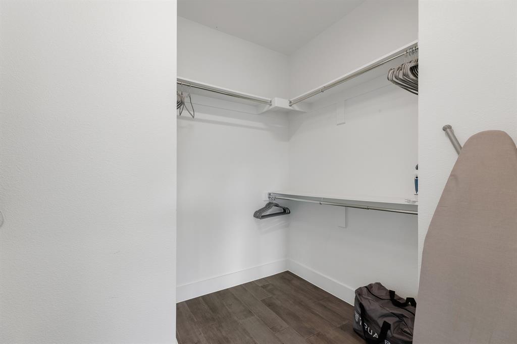 Skyline Ters - Residential