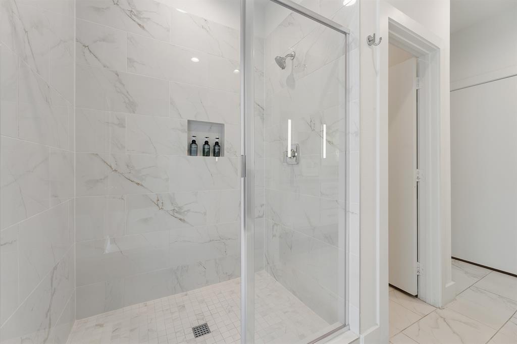 Skyline Ters - Residential