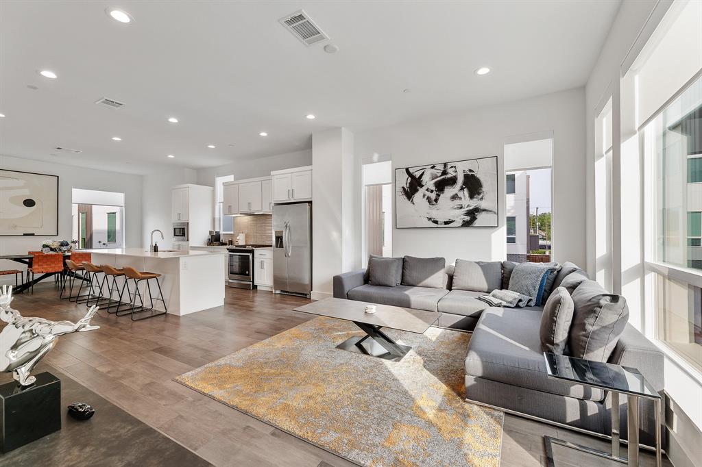 Skyline Ters - Residential