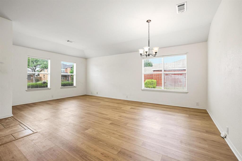 2310 Mallard Drive