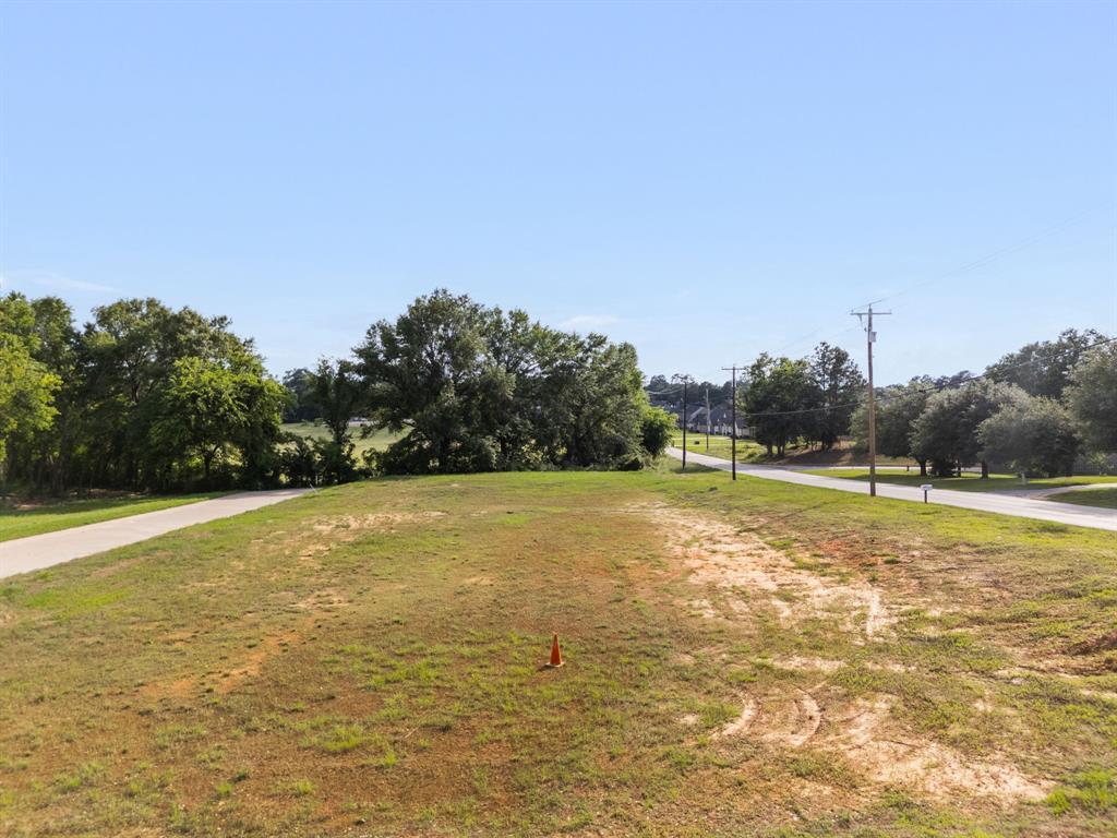 Henshaw Creek - Land