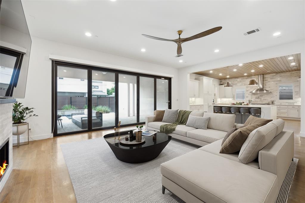 Caruth Hills 07 - Residential Lease