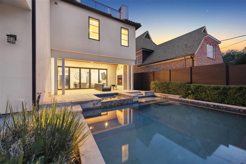 Caruth Hills 07 - Residential Lease