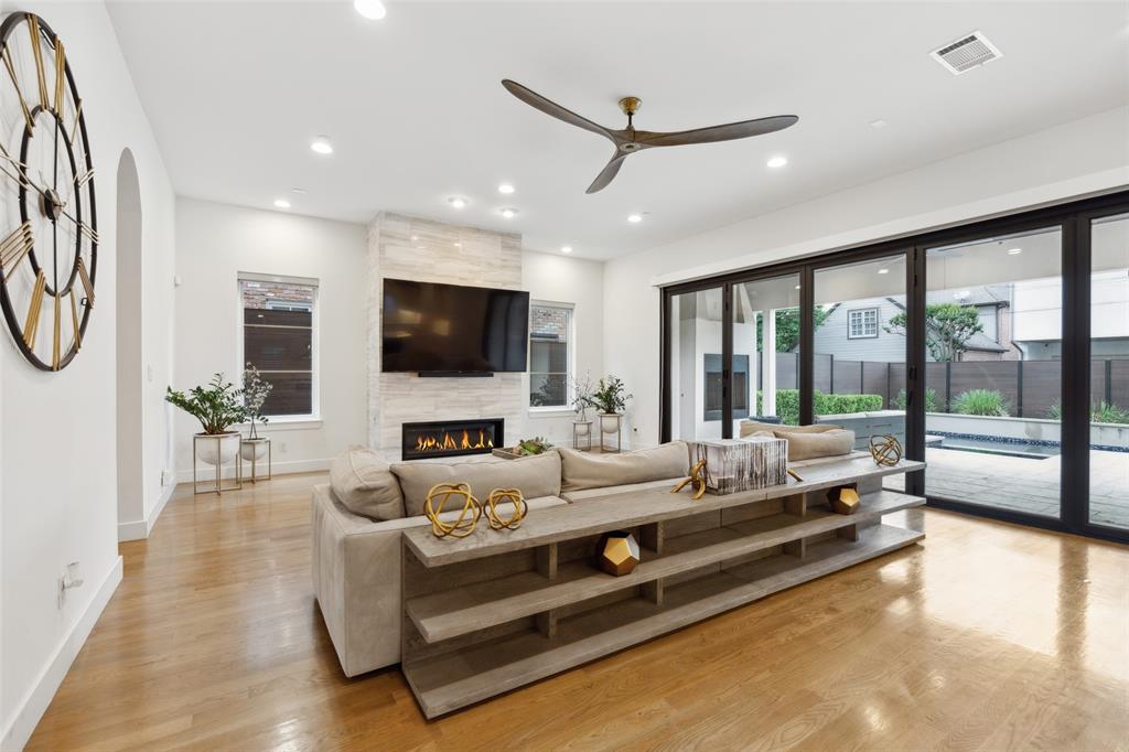 Caruth Hills 07 - Residential Lease