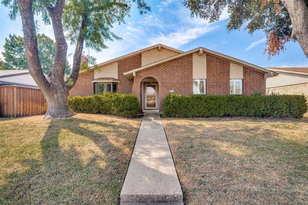 2202 Village Crest Drive