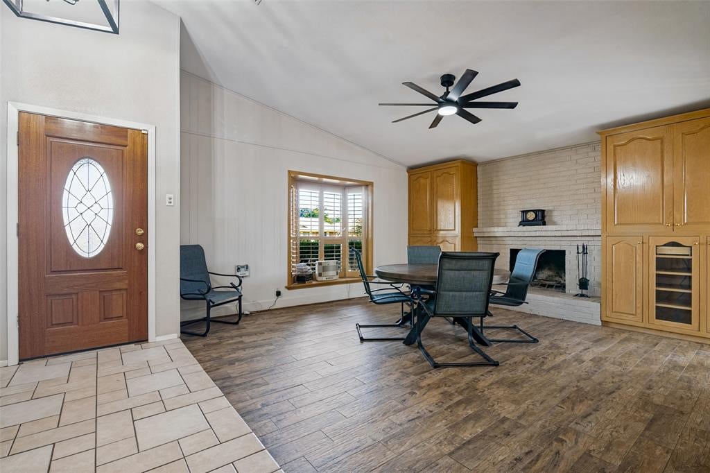 2202 Village Crest Drive