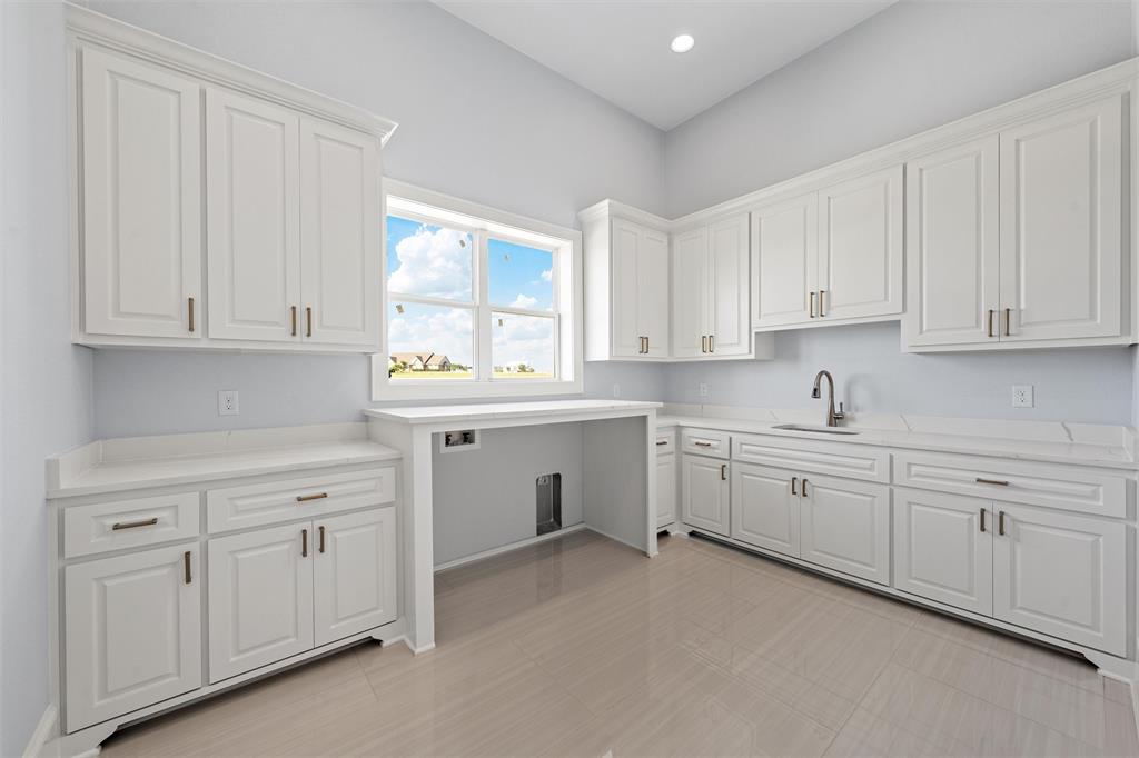 Arches Ph I - Residential