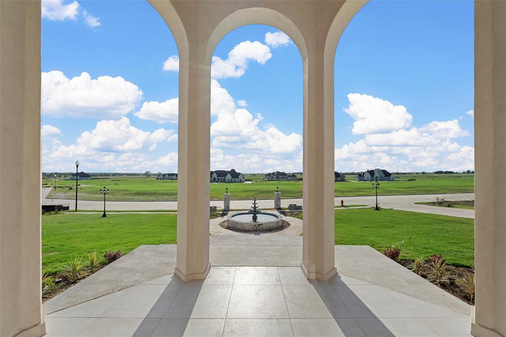 112 Yellow Rose Street