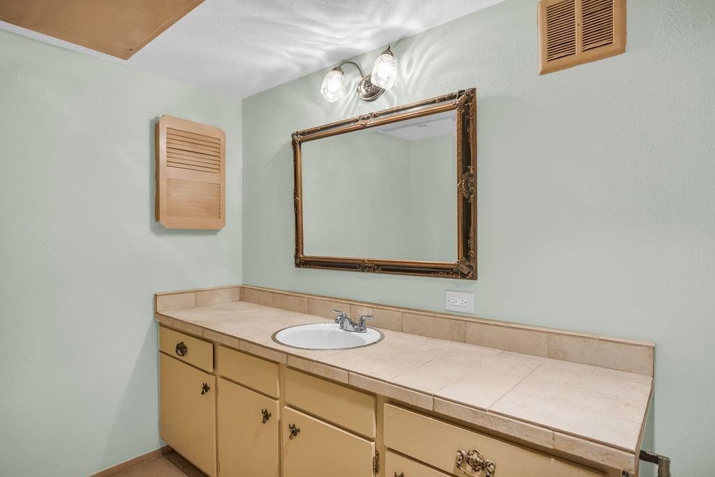 Bowser Ave Condo 4112 - Residential