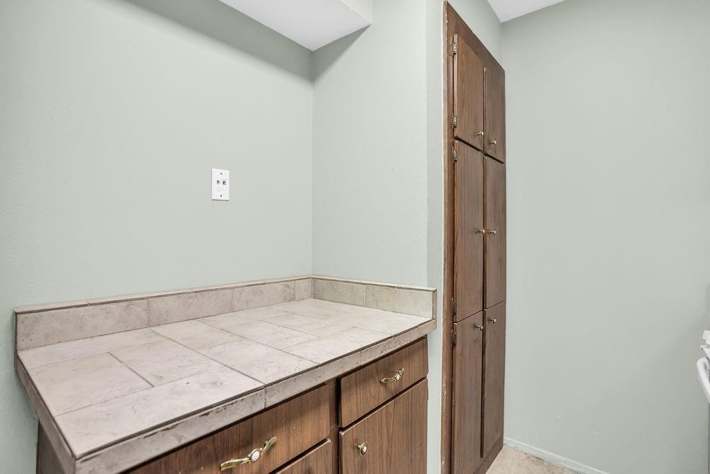 Bowser Ave Condo 4112 - Residential