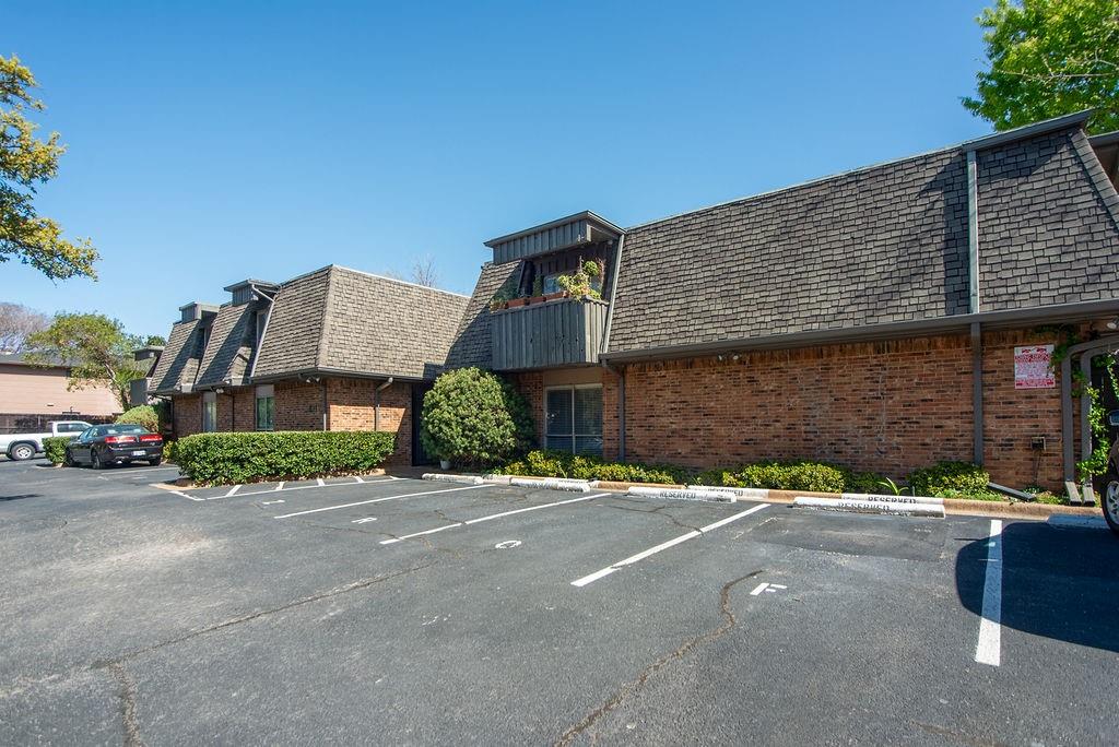 Bowser Ave Condo 4112 - Residential