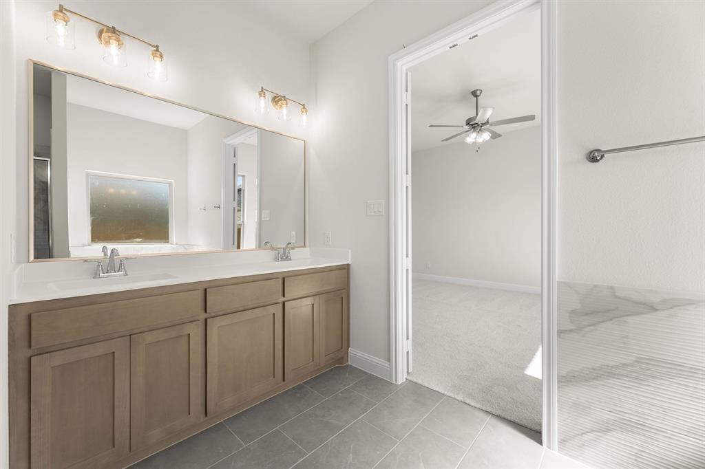 Country Lakes - Residential