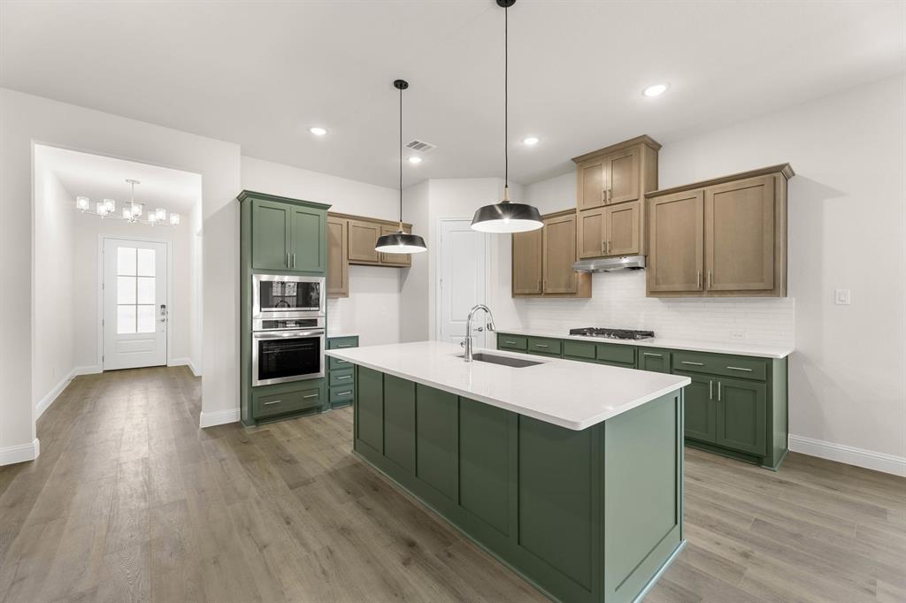 Country Lakes - Residential