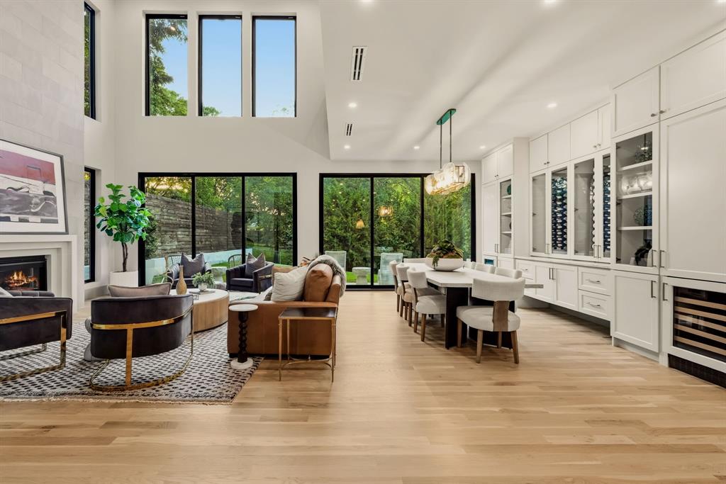 6984 Santa Barbara Drive