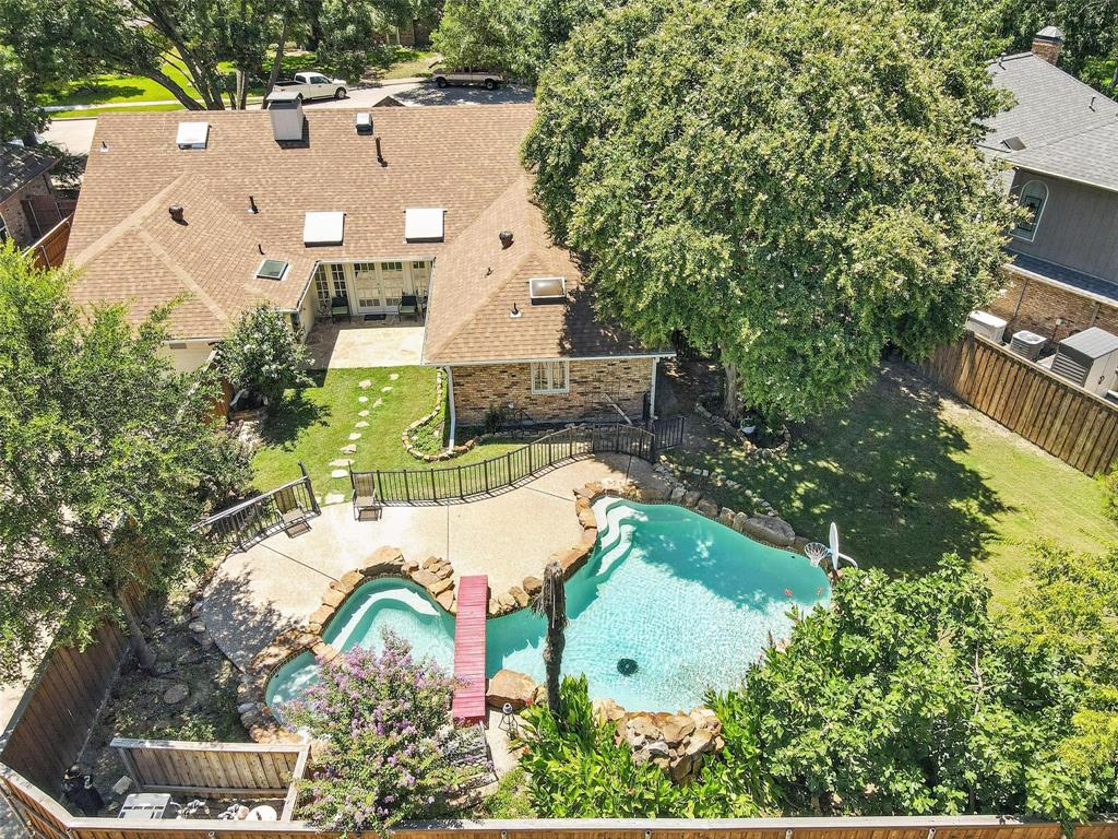 708 Dove Circle