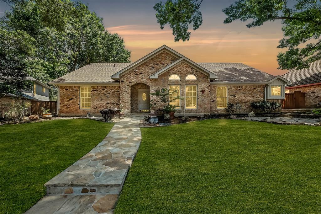 708 Dove Circle