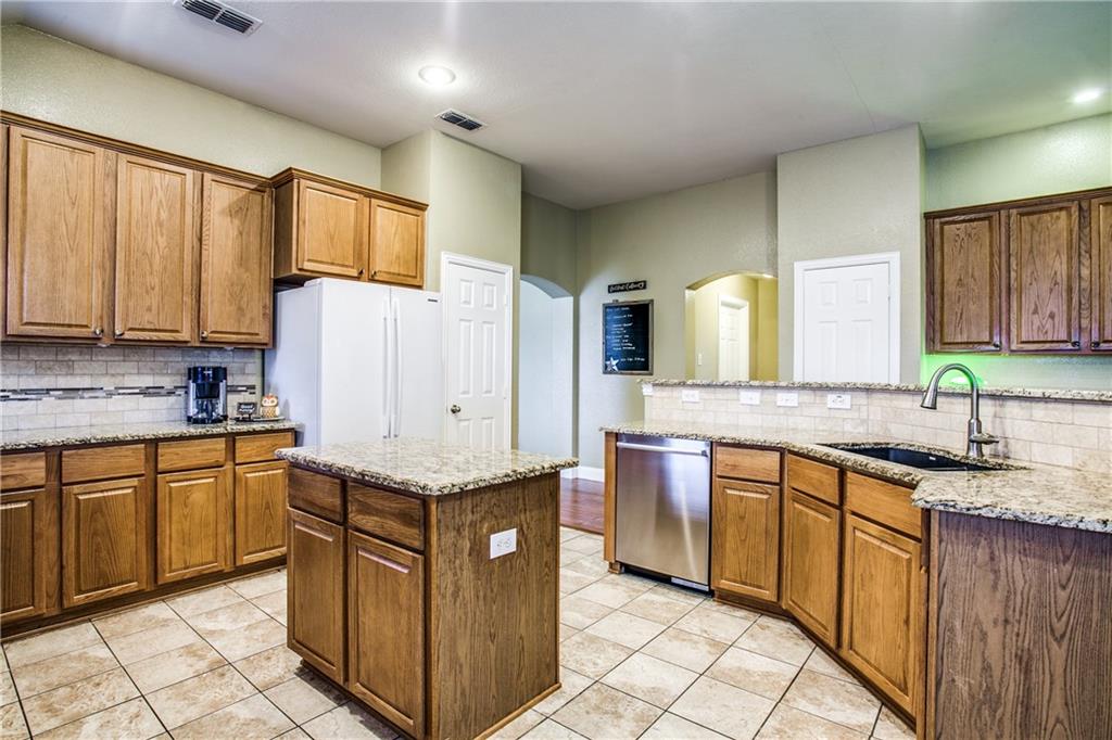 Woodbridge Ph 06 - Residential