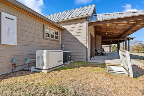 A home in Whitesboro