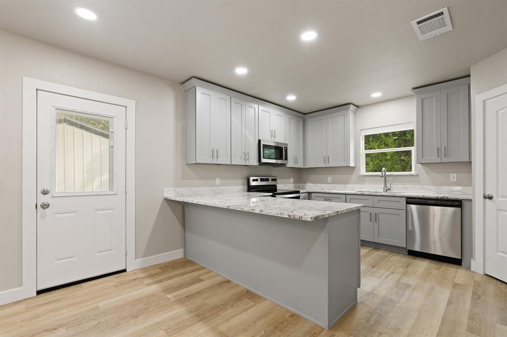 Blue Water Oaks Add - Residential