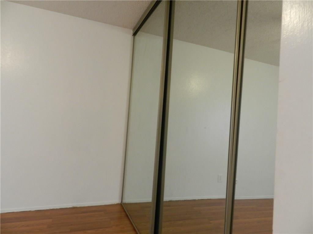 Nob Oak Condo - Residential Lease