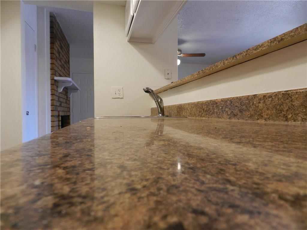 Nob Oak Condo - Residential Lease