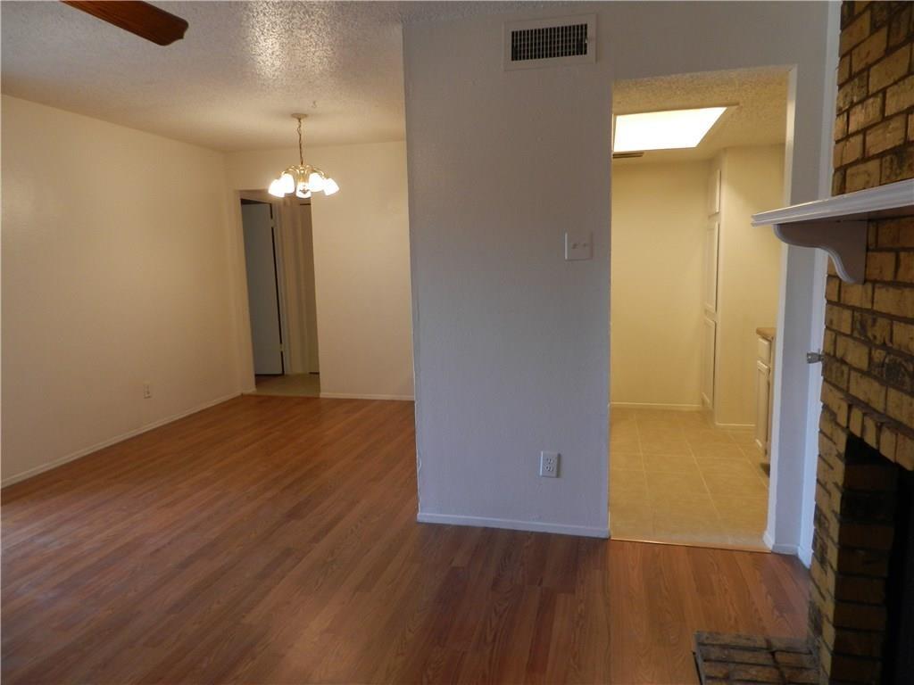 Nob Oak Condo - Residential Lease