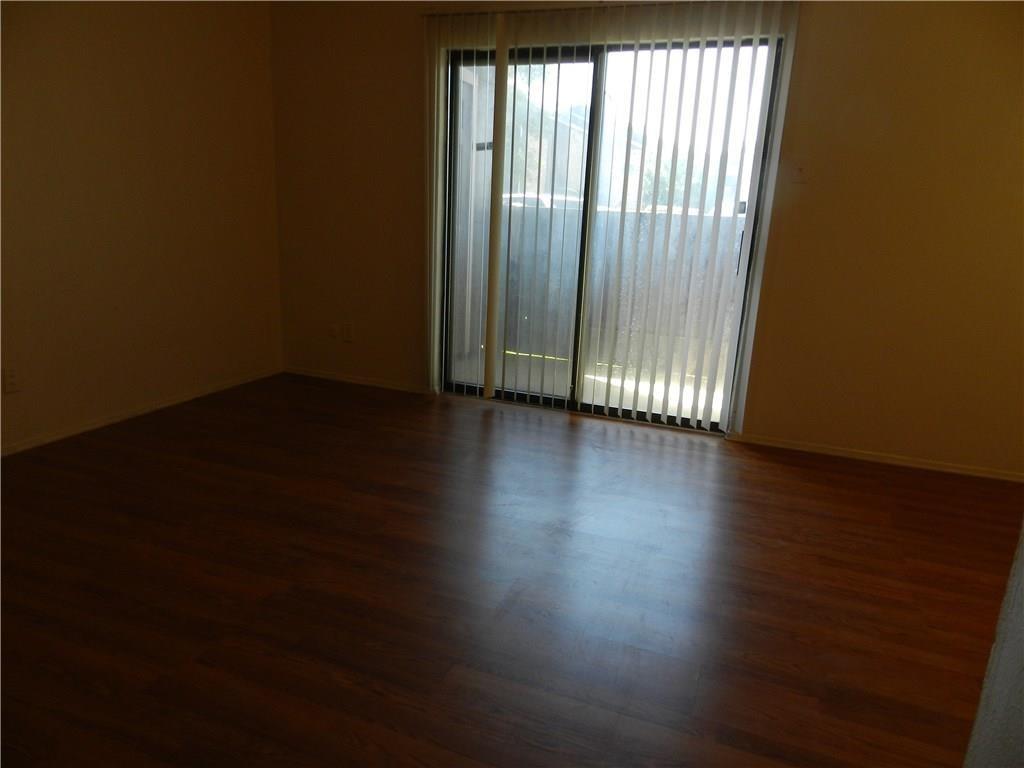 Nob Oak Condo - Residential Lease