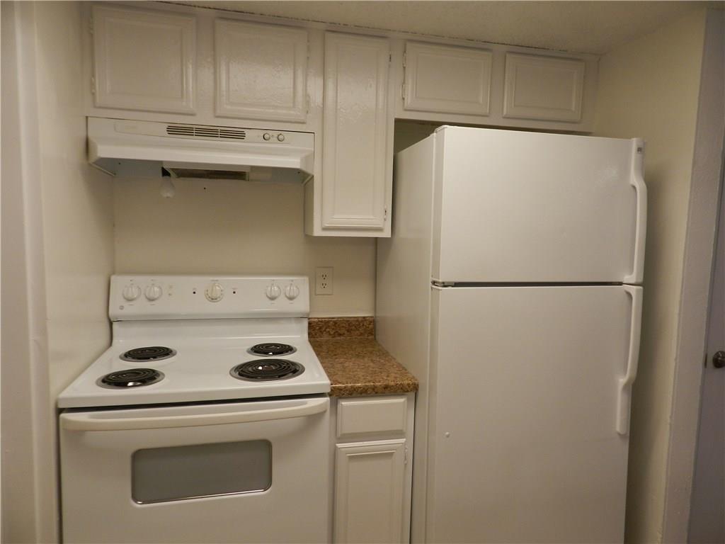 Nob Oak Condo - Residential Lease